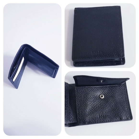 Fossil Other - FOSSIL BLACK LEATHER RFID WALLET